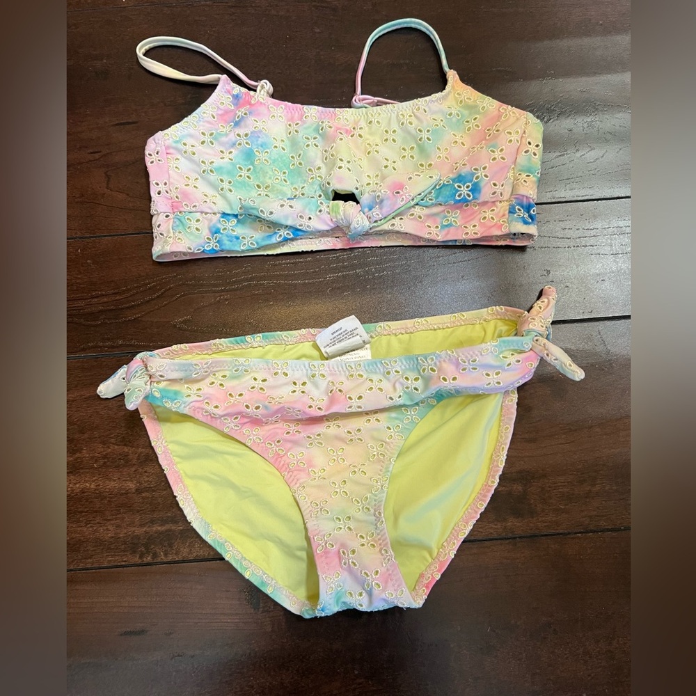 Girls Swimwear Set in Pastel Colors